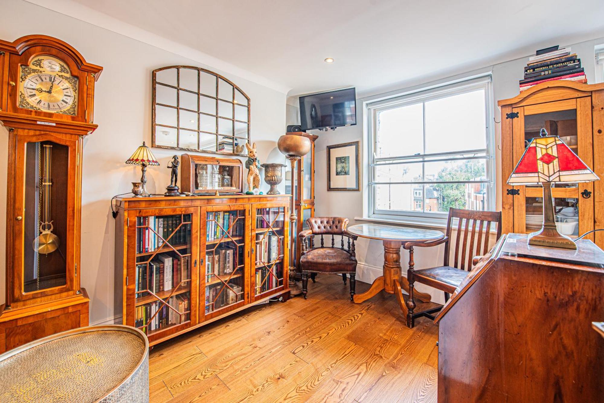 Apartment Stylish 1-bed Flat In Soho - Prime *